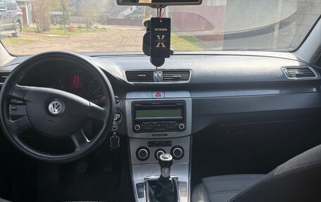 Volkswagen Passat B6, 2006 год, 530 000 рублей, 9 фотография