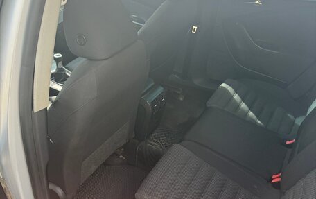 Volkswagen Passat B6, 2006 год, 530 000 рублей, 8 фотография