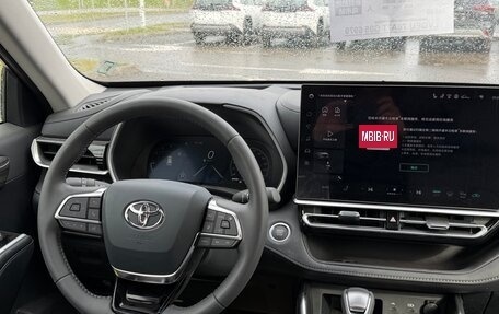 Toyota Highlander, 2026 год, 5 270 000 рублей, 8 фотография