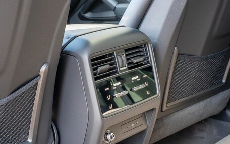 Porsche Cayenne III, 2025 год, 13 450 000 рублей, 16 фотография