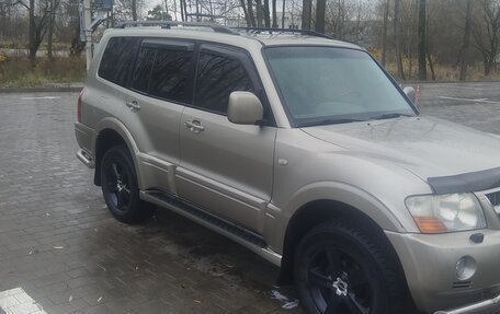 Mitsubishi Pajero III рестайлинг, 2006 год, 900 000 рублей, 13 фотография