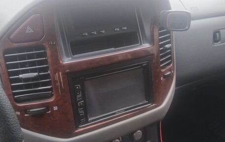 Mitsubishi Pajero III рестайлинг, 2006 год, 900 000 рублей, 8 фотография