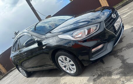 Hyundai Solaris II рестайлинг, 2017 год, 1 175 000 рублей, 9 фотография