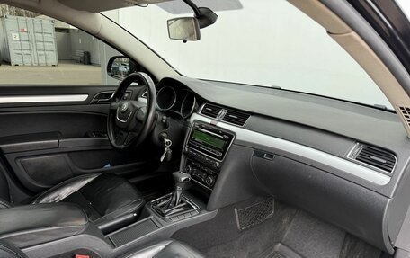 Skoda Superb III рестайлинг, 2012 год, 750 000 рублей, 10 фотография