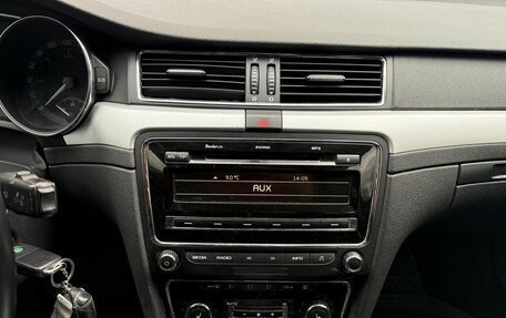 Skoda Superb III рестайлинг, 2012 год, 750 000 рублей, 14 фотография