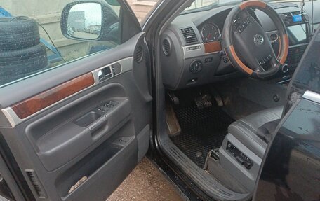 Volkswagen Touareg III, 2010 год, 950 000 рублей, 2 фотография