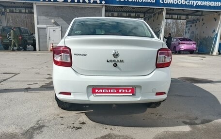 Renault Logan II, 2016 год, 700 000 рублей, 2 фотография