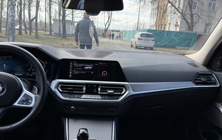 BMW 3 серия, 2022 год, 4 650 000 рублей, 11 фотография