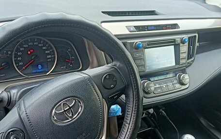 Toyota RAV4, 2014 год, 2 100 000 рублей, 6 фотография