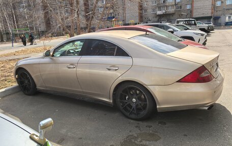 Mercedes-Benz CLS, 2006 год, 925 000 рублей, 3 фотография