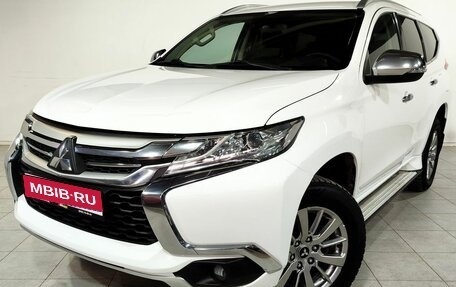 Mitsubishi Pajero Sport III рестайлинг, 2018 год, 3 100 000 рублей, 1 фотография