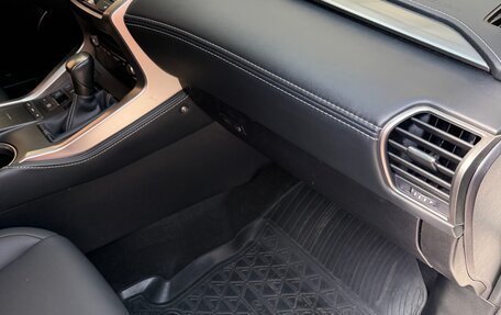 Lexus NX I, 2021 год, 4 350 000 рублей, 10 фотография