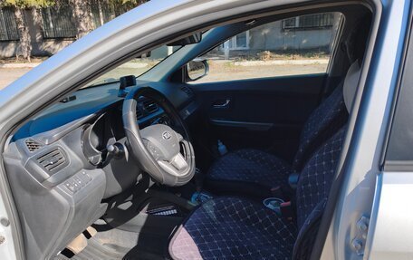 KIA Rio III рестайлинг, 2013 год, 890 000 рублей, 9 фотография