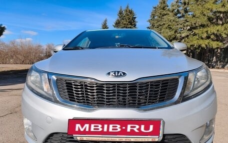 KIA Rio III рестайлинг, 2013 год, 890 000 рублей, 3 фотография
