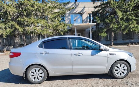 KIA Rio III рестайлинг, 2013 год, 890 000 рублей, 38 фотография