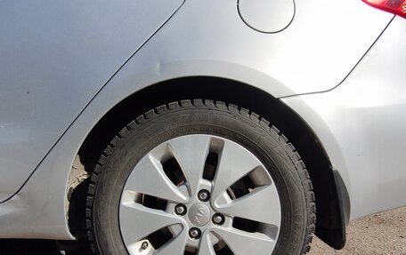 KIA Rio III рестайлинг, 2013 год, 890 000 рублей, 28 фотография