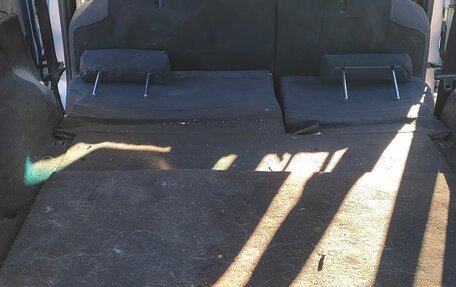 Nissan Avenir II, 2002 год, 215 000 рублей, 6 фотография