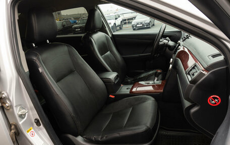 Toyota Camry, 2012 год, 1 570 000 рублей, 8 фотография