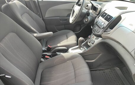 Chevrolet Aveo III, 2015 год, 932 000 рублей, 9 фотография