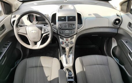 Chevrolet Aveo III, 2015 год, 932 000 рублей, 10 фотография