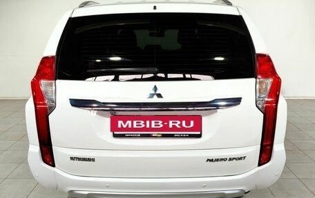 Mitsubishi Pajero Sport III рестайлинг, 2018 год, 3 100 000 рублей, 6 фотография