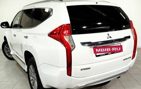 Mitsubishi Pajero Sport III рестайлинг, 2018 год, 3 100 000 рублей, 7 фотография