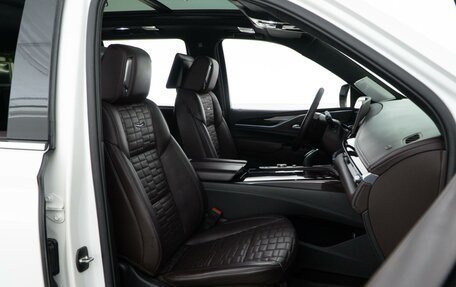 Cadillac Escalade V, 2021 год, 8 197 434 рублей, 3 фотография