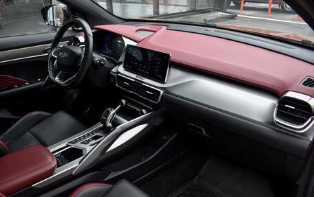 Geely Coolray I, 2020 год, 1 749 585 рублей, 28 фотография