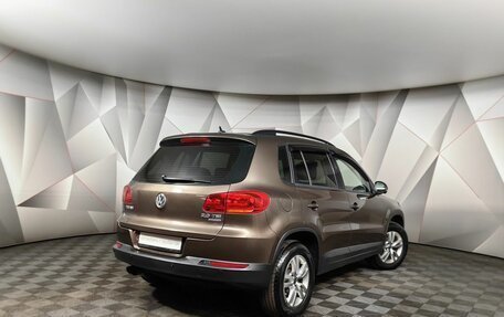 Volkswagen Tiguan I, 2015 год, 1 593 000 рублей, 2 фотография