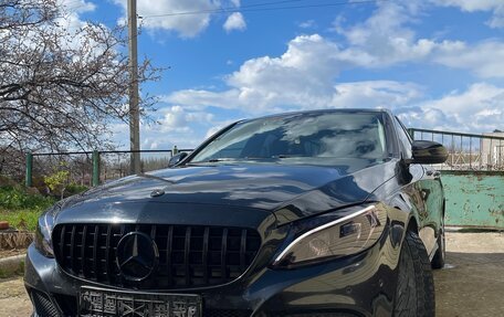 Mercedes-Benz C-Класс, 2016 год, 1 750 000 рублей, 1 фотография