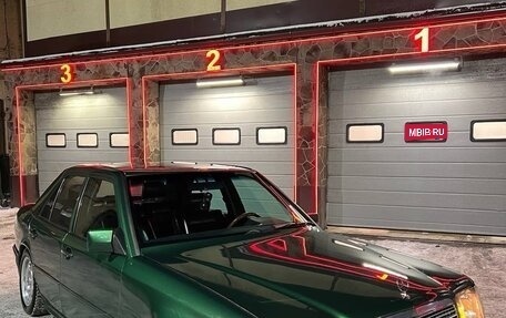 Mercedes-Benz E-Класс, 1994 год, 600 000 рублей, 1 фотография