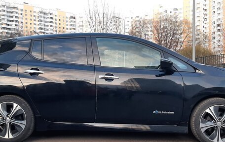Nissan Leaf II, 2017 год, 1 670 000 рублей, 4 фотография