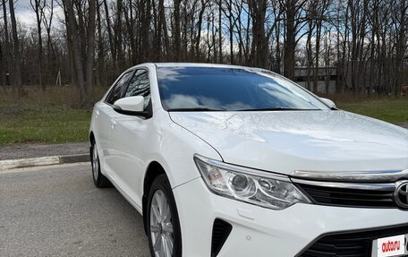 Toyota Camry, 2017 год, 2 150 000 рублей, 3 фотография