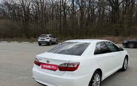 Toyota Camry, 2017 год, 2 150 000 рублей, 4 фотография