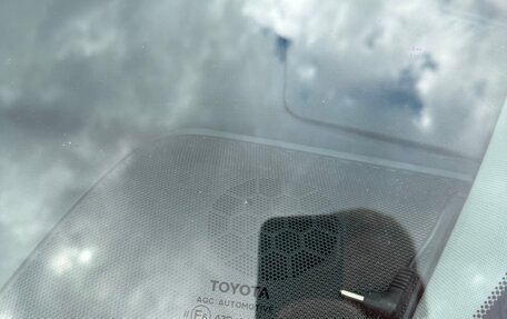 Toyota Camry, 2017 год, 2 150 000 рублей, 13 фотография