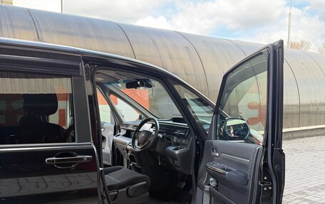 Honda Stepwgn IV, 2016 год, 1 800 000 рублей, 3 фотография