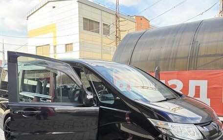 Honda Stepwgn IV, 2016 год, 1 800 000 рублей, 2 фотография