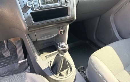 Volkswagen Caddy III рестайлинг, 2011 год, 1 199 000 рублей, 30 фотография