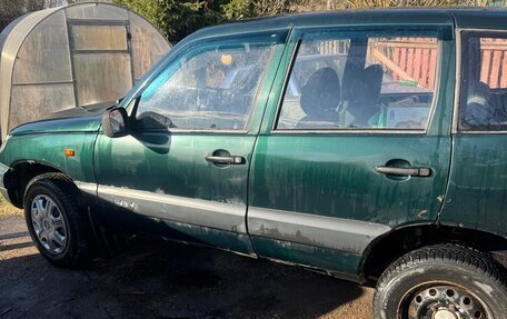 Chevrolet Niva I рестайлинг, 2003 год, 270 000 рублей, 2 фотография