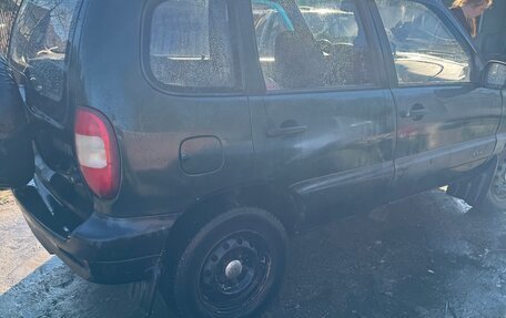 Chevrolet Niva I рестайлинг, 2003 год, 270 000 рублей, 4 фотография