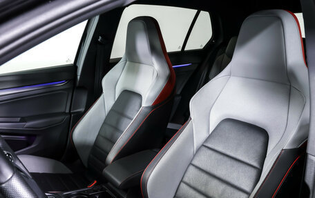 Volkswagen Golf GTI, 2021 год, 3 785 000 рублей, 13 фотография