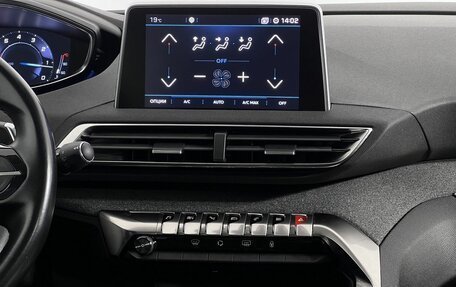 Peugeot 3008 II, 2019 год, 1 800 000 рублей, 15 фотография