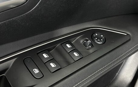 Peugeot 3008 II, 2019 год, 1 800 000 рублей, 16 фотография