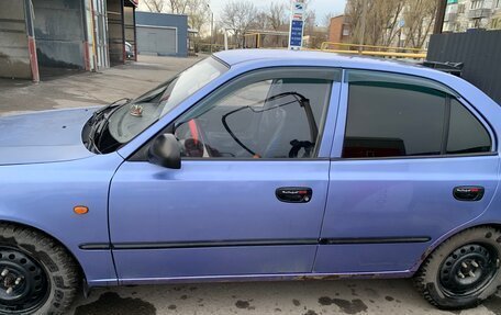 Hyundai Accent II, 2004 год, 230 000 рублей, 2 фотография