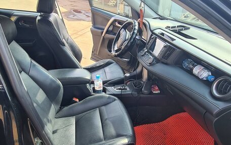 Toyota RAV4, 2019 год, 2 700 000 рублей, 12 фотография