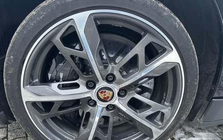 Porsche Taycan I, 2021 год, 14 990 000 рублей, 14 фотография