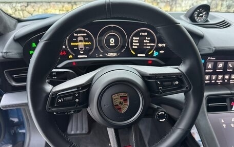 Porsche Taycan I, 2021 год, 14 990 000 рублей, 25 фотография