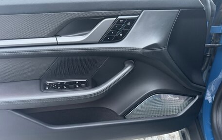 Porsche Taycan I, 2021 год, 14 990 000 рублей, 26 фотография