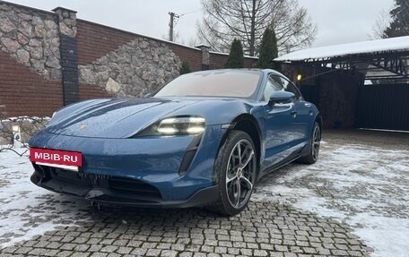 Porsche Taycan I, 2021 год, 14 990 000 рублей, 34 фотография