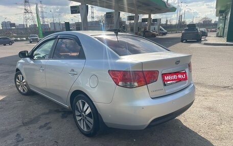 KIA Cerato III, 2012 год, 800 000 рублей, 3 фотография